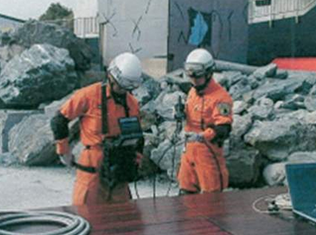 Application of new technologies such as industrial endoscopes in post-earthquake rescue
